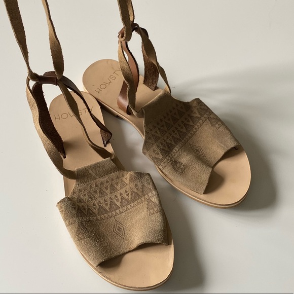 Howsty Wrap Sandals - Picture 2 of 3